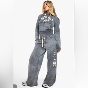 Boohoo Gray NYC 2001 Jogger Set